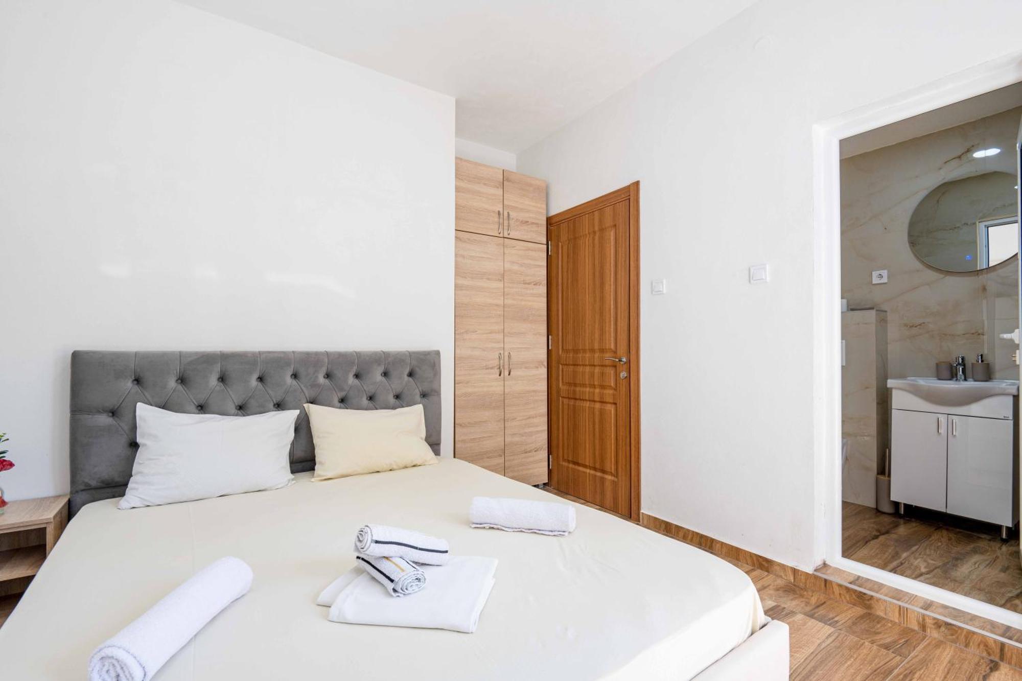 Sumice Inn Petrovac Exteriör bild