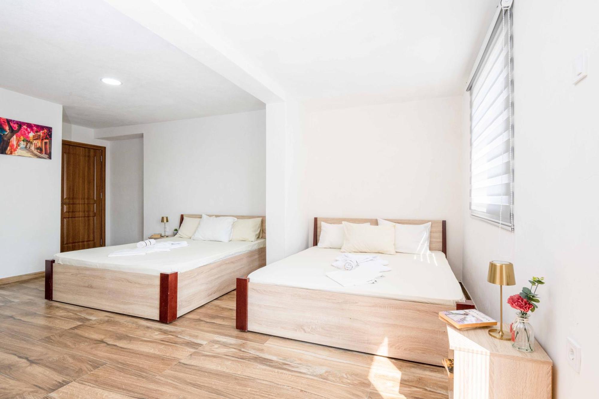 Sumice Inn Petrovac Exteriör bild